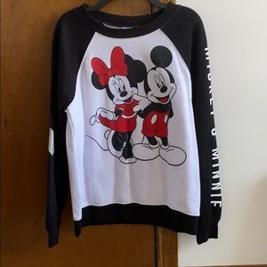 Mickey & Minnie sweatshirt
